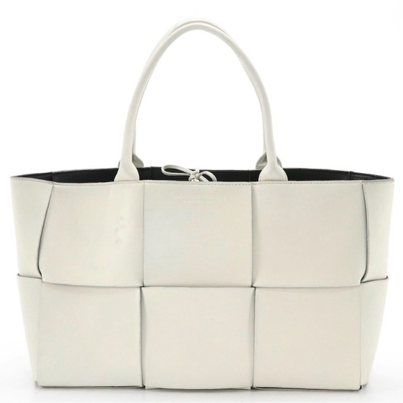 Bottega Veneta Small Arco Tote Bag White / Black - Picture 1 of 11